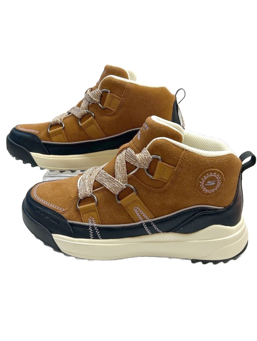 SKECHERS Yana Collins Landing Water-Repellant Boots “Wheat/Black” Women 8 - NWT